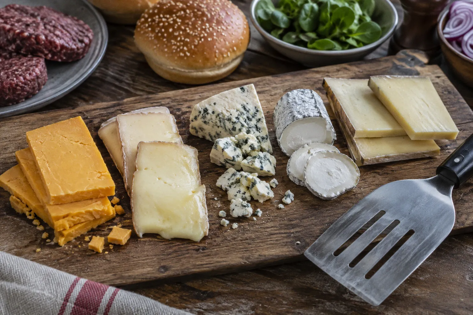 Fromages pour burger : les meilleurs choix selon votre recette