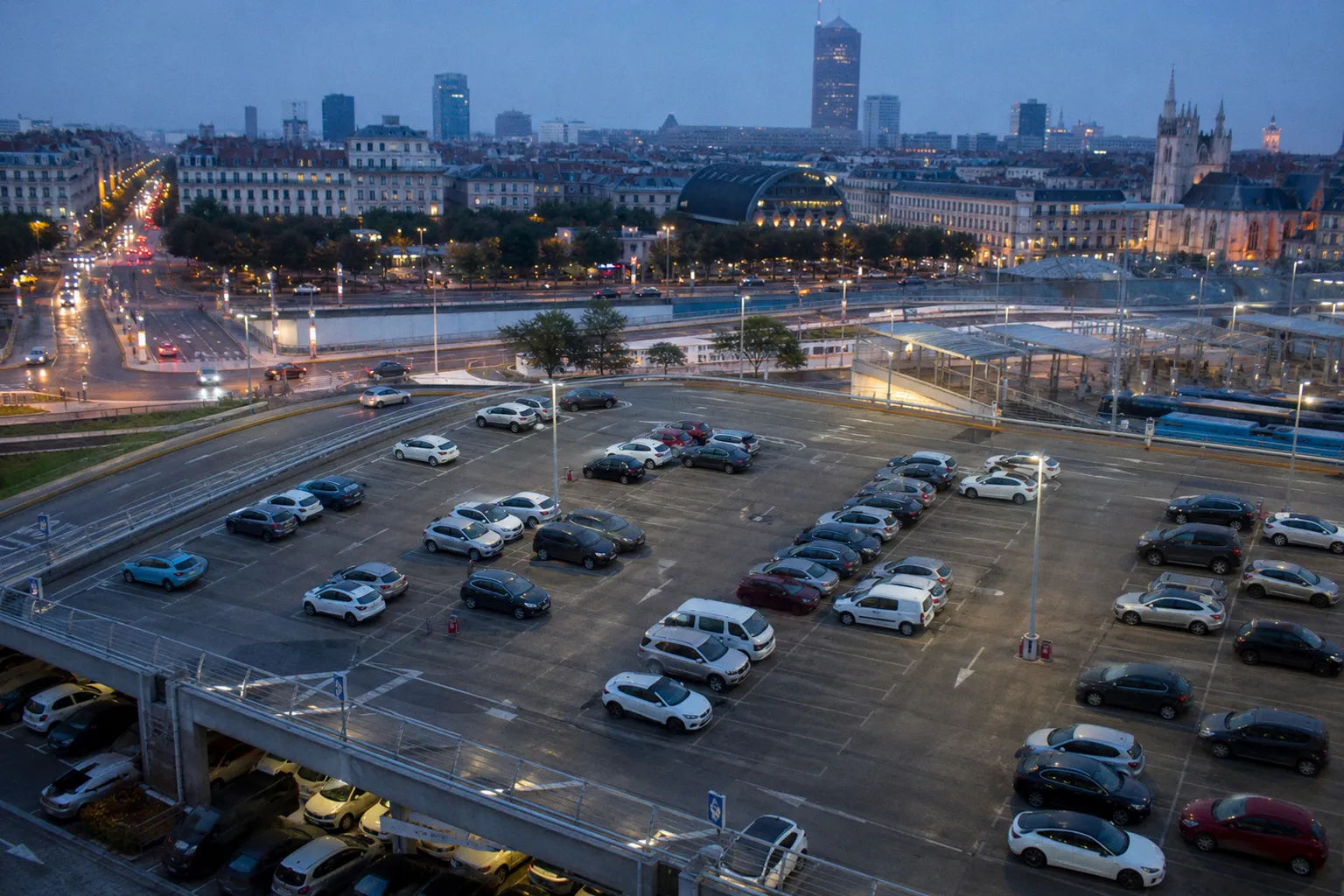 Location de voiture à Lyon : guide pratique pour 2026