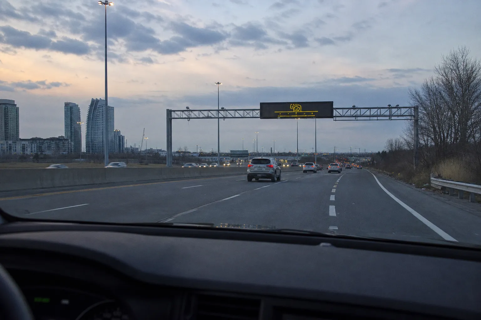 Location de voiture à Toronto (Canada) : guide pratique