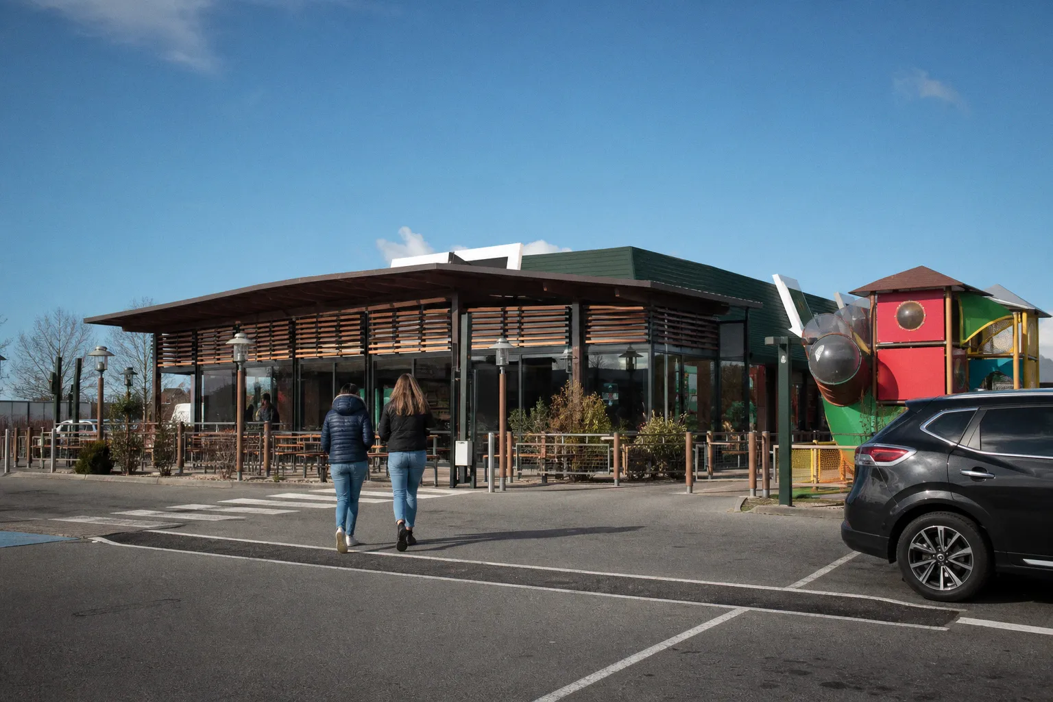 McDonald's en zone rurale : pourquoi l'enseigne s'implante dans les petits villages