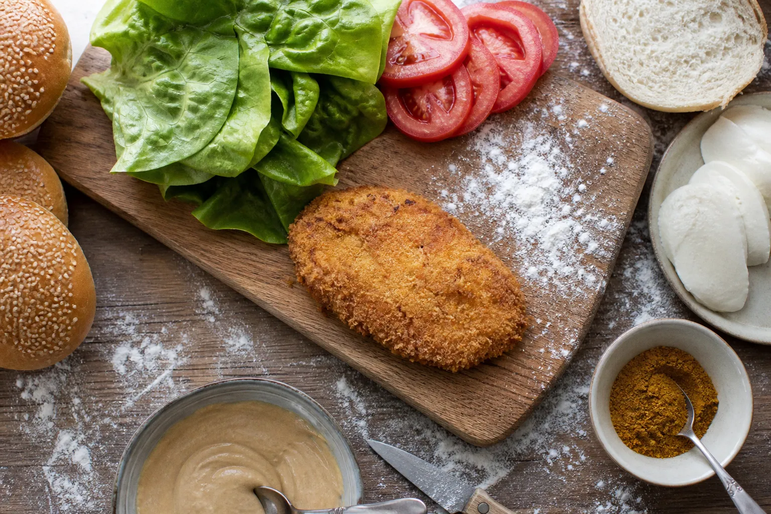 Recette burger au poulet : trois variantes savoureuses à tester
