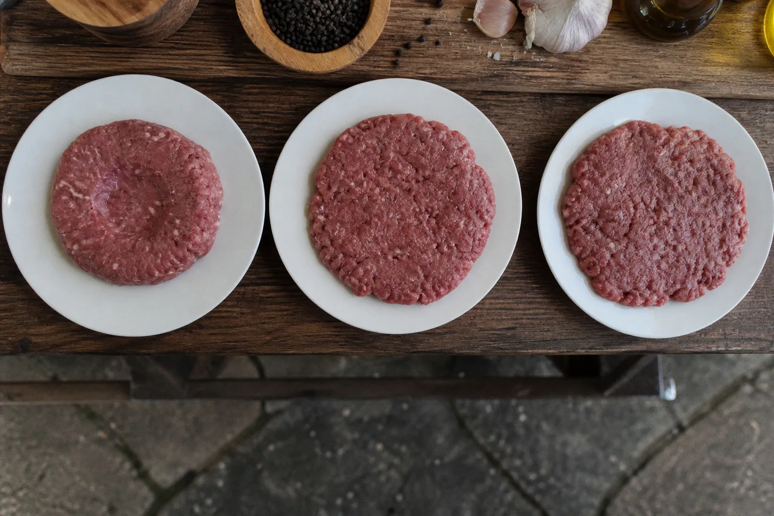 Recette burger maison : trois méthodes au banc d'essai